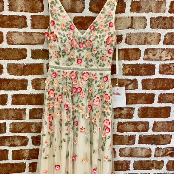 Mac Duggal #5527 Brand New W/Tags Designer MIDI Embroidered dress - Picture 6 of 12